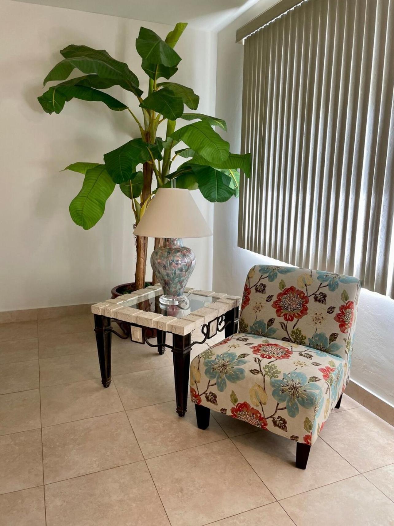 Spacious 4Bd25Ba Retreat Near Hospital & Tumon Tamuning Exterior photo